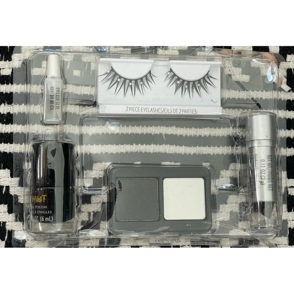 Spirit Halloween Makeup Bundle